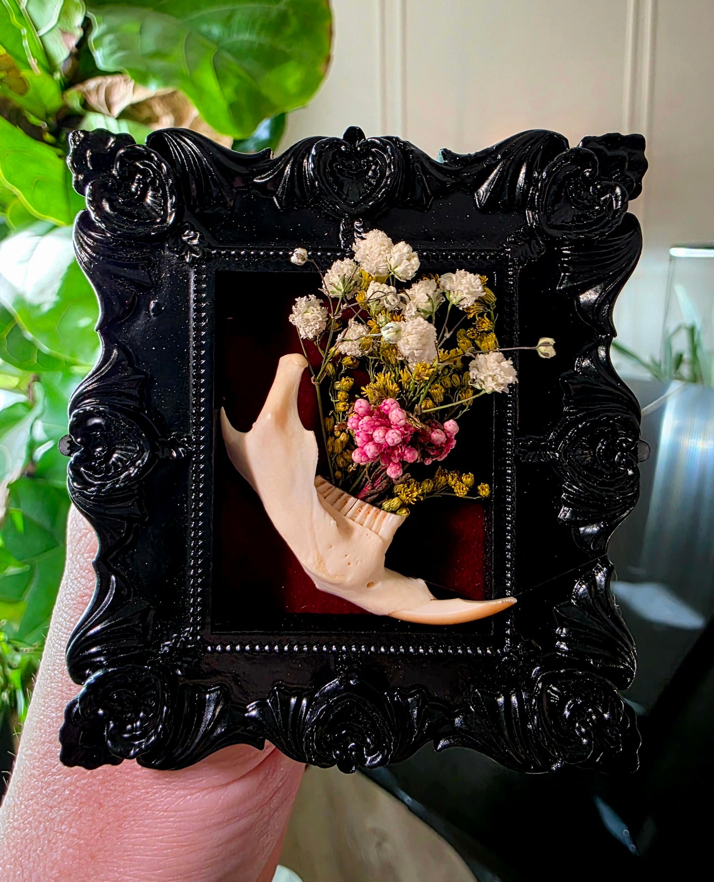 Mini Muskrat and Flowers Frame (G)