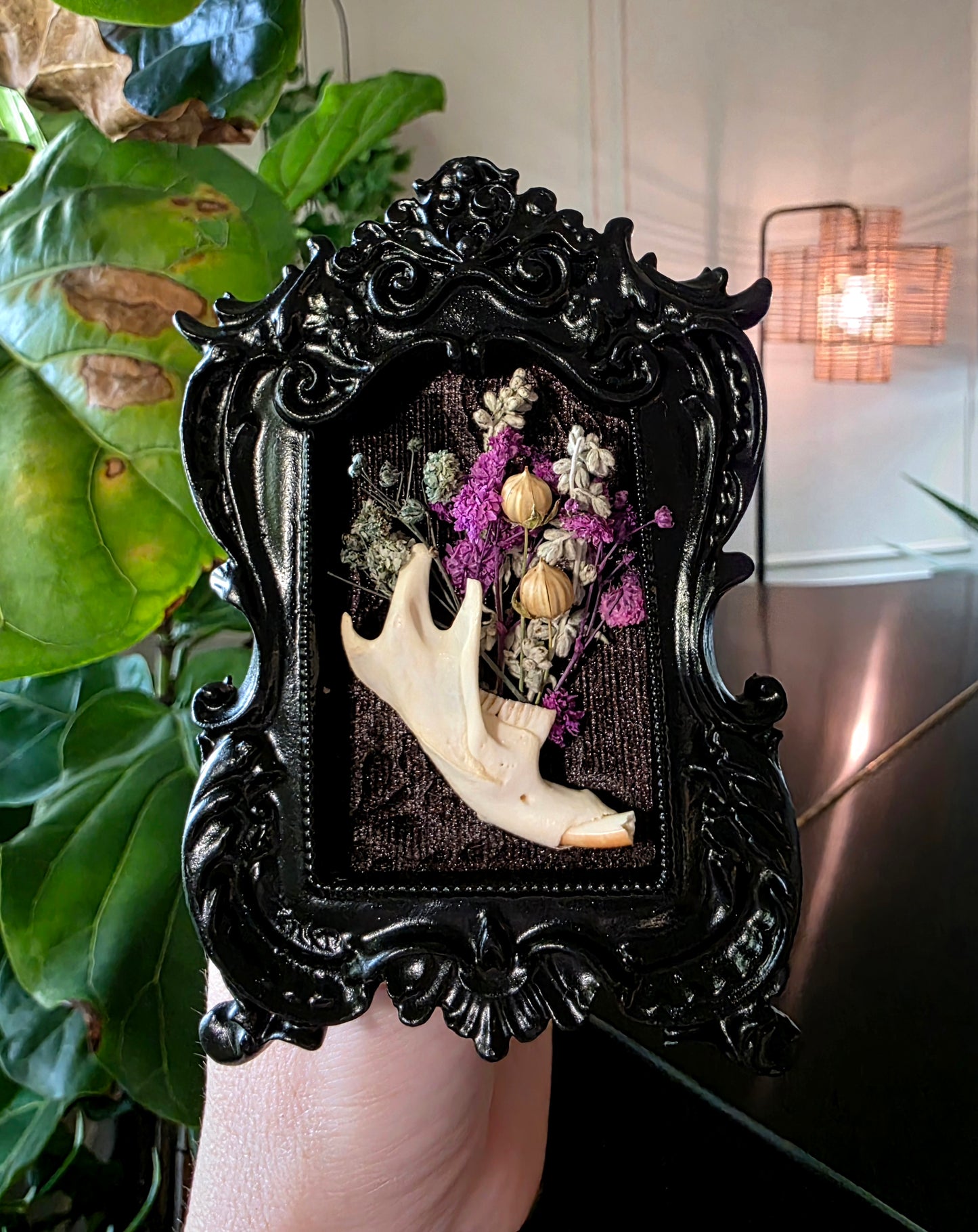 Mini Muskrat and Flowers Frame (C)