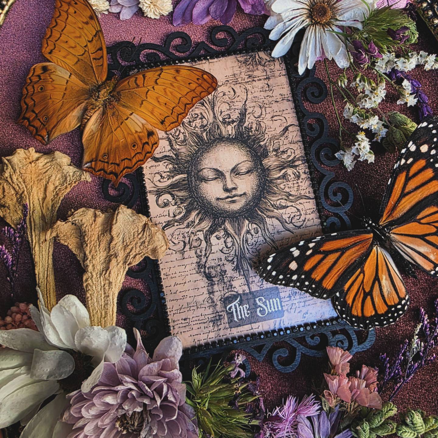 Celestial Tarot Card Vintage Frame: Sun