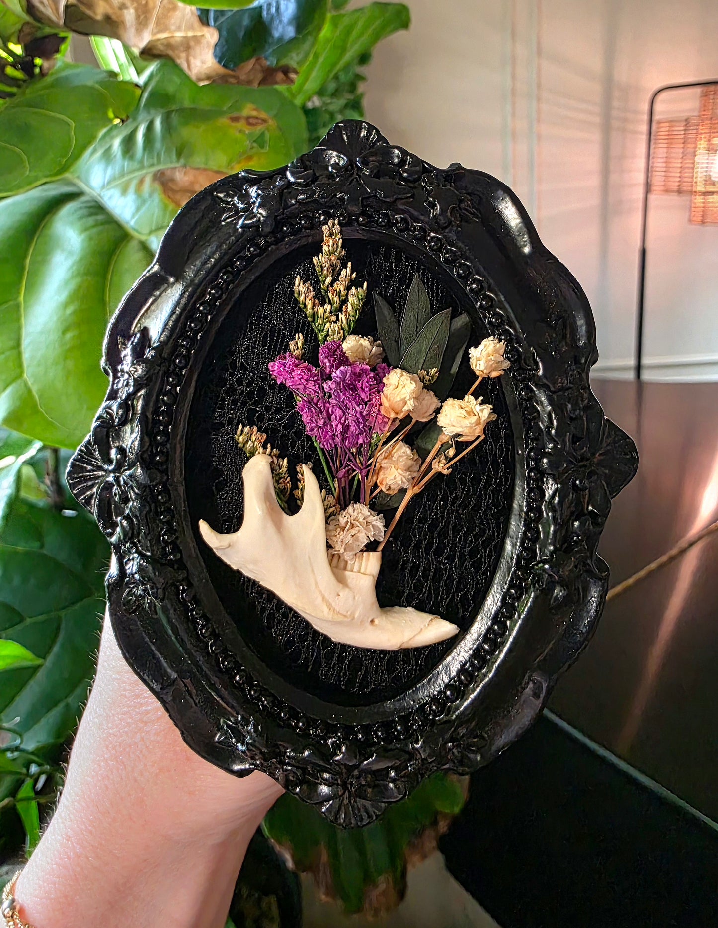 Mini Muskrat and Flowers Frame (A)